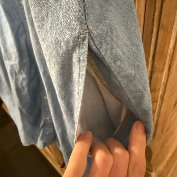 Ava & Viv Light Blue Denim Top - Picture 4 of 5